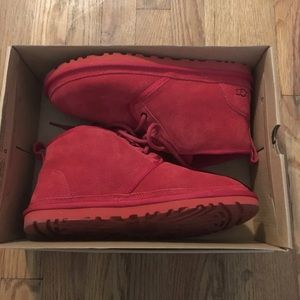 Woman's Boots UGG Neumel Suede Boots US Size 9 RED with Box